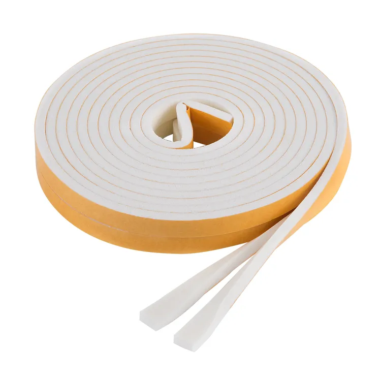 Joint d'étanchéité porte et fenêtre Basic AXTON 1 à 4mm, L.6M blanc